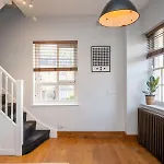 Pass The Keys Unique 1 Bed Over 3 Floors With Private Terrace