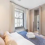 Brand New Refurbishment Townhouse In Notting Hill Near Portobello Road With Ac Air Conditioning & Roof Terrace