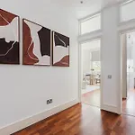Luxury Corner - La Reserve Knightsbridge