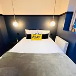 The Blue House Peckham - No 61 - Prime Location Rooms