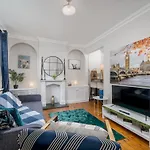 Character Luxury 6 Person 2 Bathroom Villa Garden Sunroom Free Parking Central London