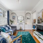 Character Luxury 6 Person 2 Bathroom Villa Garden Sunroom Free Parking Central London