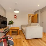 Stylish 3Br Home By Clapham Common With Parking