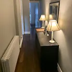 Modern Fulham Flat In Prime Location