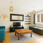 Stunning House With Garden In Fulham