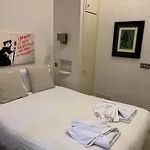 Mayfair Warm House