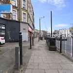 Ground Floor Budget Studio & 1Bed Apartments