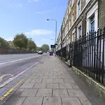 Ground Floor Budget Studio & 1Bed Apartments