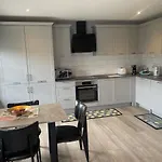 Elegant Terrace Flat C