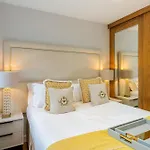 Modern Ground Floor 2Bd Apartment In Knightsbridge With Ac And Harrods View