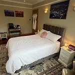 Stunning Double Bedroom Greenwich London With Private Bathroom