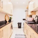 Primrose Hill Apartments