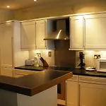Acorn - 51 Gower Street Apartments
