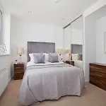 One White\'S Row Apartments