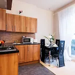 Elicia\'S South Kensington Apartment