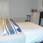 Sparkling Apartment In Kensington Olympia