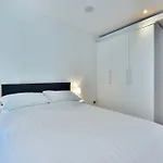 Thames Reach Apartment