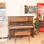 Kensal Green Backpackers