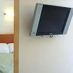 Olympia Rooms