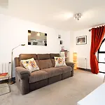Stylish Flat Near St Pauls Cathedral