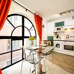 Stylish Flat Near St Pauls Cathedral