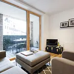 The Shalfleet Drive Apartment