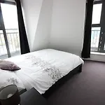 Watergarden Apartment