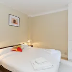 A Home To Rent - Chelsea Apartment