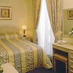 Four Season Hotel
