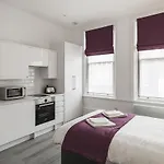 Smart Stay Swiss Cottage