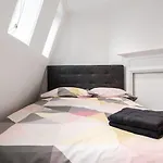 Fleet Street Apartment 4