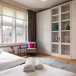 Apartment On Duke Street