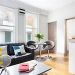 Cleveland Residences By Thesqua.Re