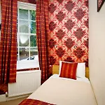 Leigh House Hotel