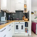 Delightful 2 Bed Garden Flat In Shepherd\'S Bush