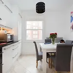 Pimlico Apartment