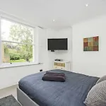 Bright Convenient Flat In Little Venice