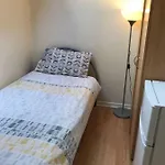 Single Room, 5 Mins To Wembley Stadium!