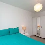 Stylish One Bedroom Apartment Close To The City Of London