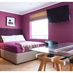 York Shell Studio Apartment