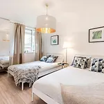 Cs Apartments Bayswater