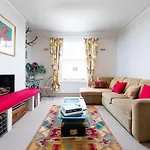 Short Term Let in Fulham