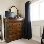 Lynbrook Guest House