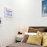 Arcore Premium Rental Monmouth Street