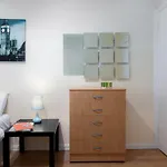 Queensland House - Deluxe Guest Room