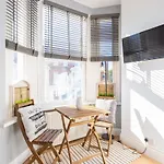 Lovely Studio Flat In West Kilburn By Queen\'S Park