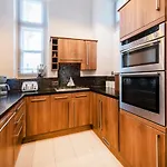 Gorgeous Large Deluxe West-End Park Architect Home