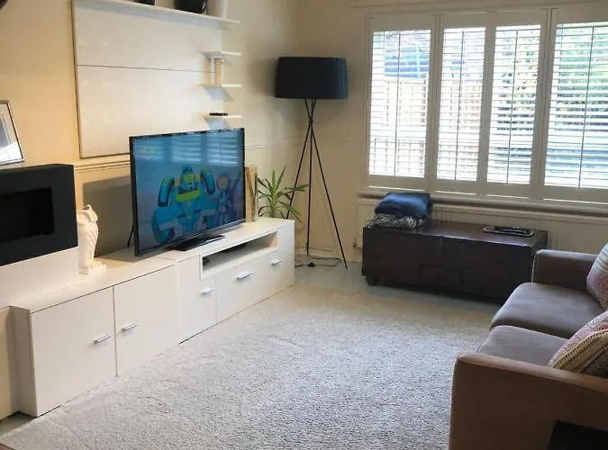 Deptfort House - 7 Minutes To London Bridge Station