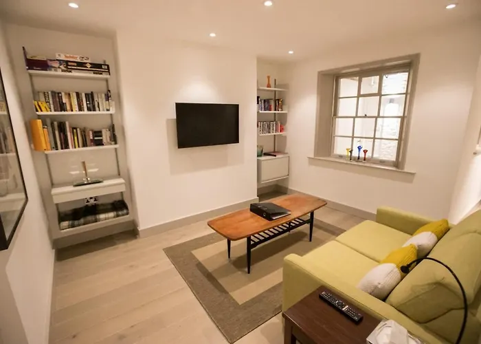 Stylish&Modern 1BD Kensington Flat Sleeps 2