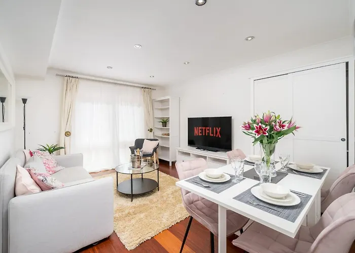 Crossharbour Canary Wharf 2 Bed Duplex Apartment